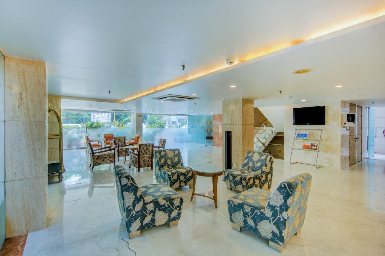 Townhouse Oak Safdarjung Otel Yeni Delhi Dış mekan fotoğraf