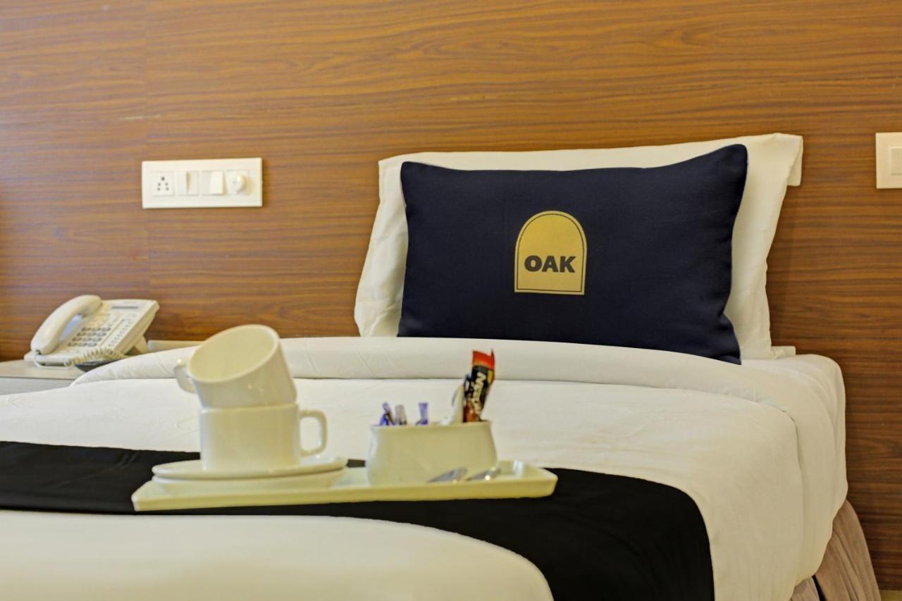 Townhouse Oak Safdarjung Otel Yeni Delhi Dış mekan fotoğraf