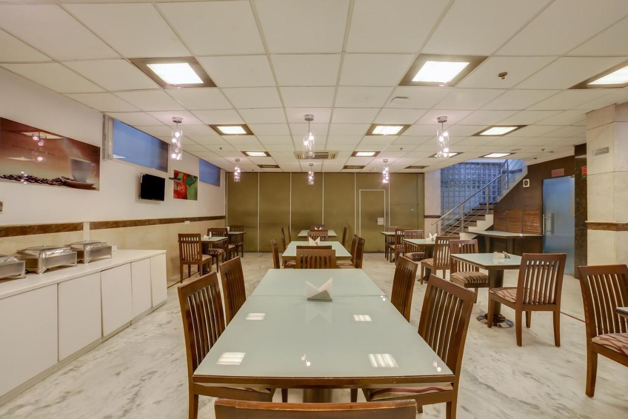 Townhouse Oak Safdarjung Otel Yeni Delhi Dış mekan fotoğraf