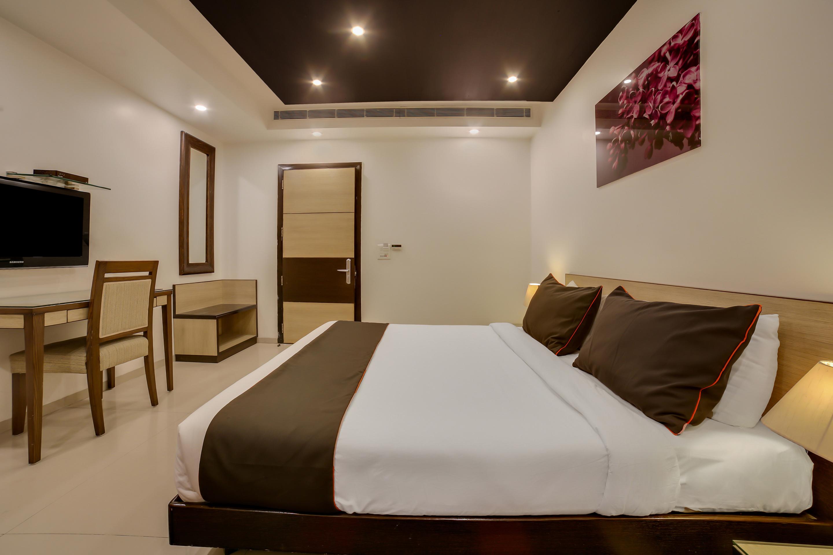 Townhouse Oak Safdarjung Otel Yeni Delhi Dış mekan fotoğraf